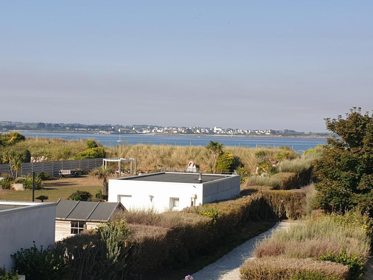 Appartement 4 Personnes Vue Mer A Santec Au Pied De La Plage Du Dossen Bagian luar foto