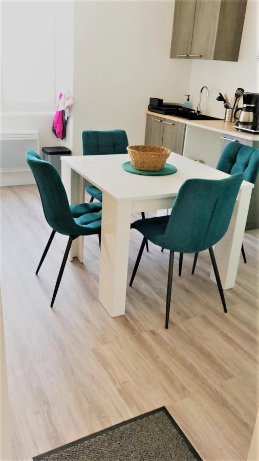 Appartement 4 Personnes Vue Mer A Santec Au Pied De La Plage Du Dossen Bagian luar foto